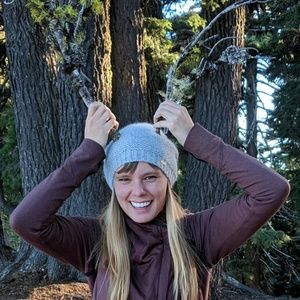 Meet your Posher, Malia